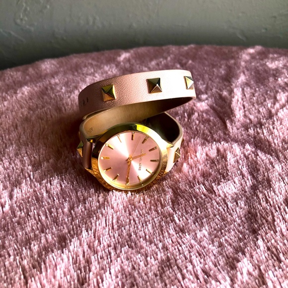 Michael Kors Other - Micheal Kors pink studded leather wrap watch